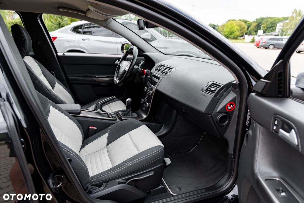 Volvo V50 T5 RDesign - 8