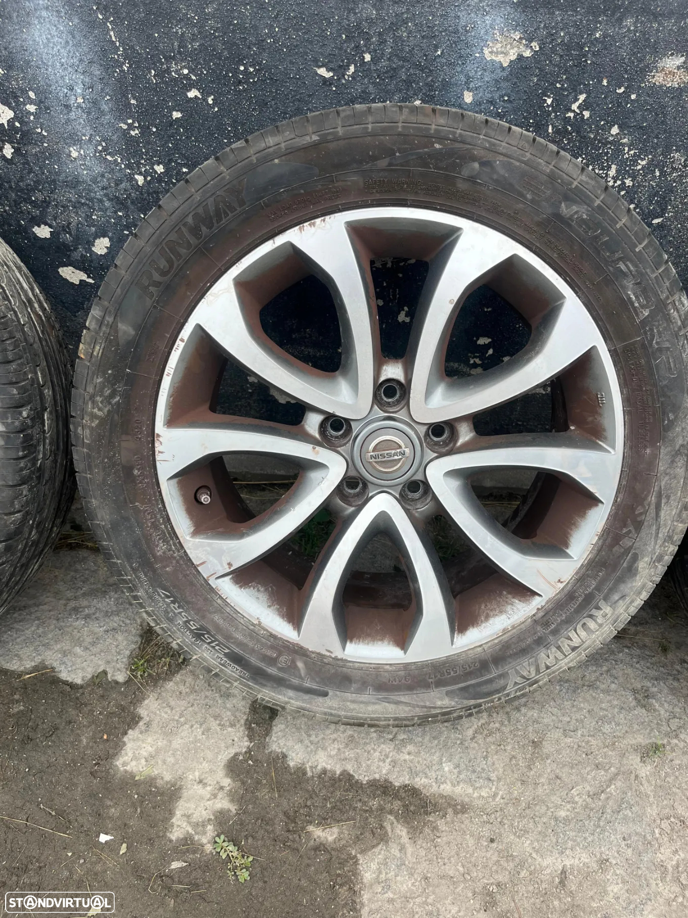 Jantes Nissan Juke 215/55R17 - 2