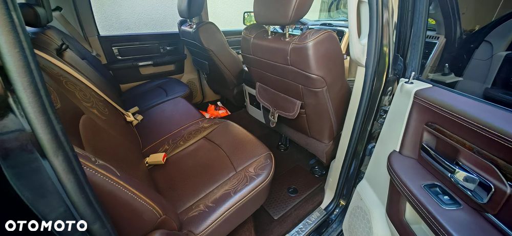 Dodge RAM 1500 5.7 4x4 - 19