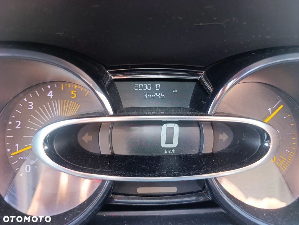 Renault Clio 1.5 dCi Energy Business EU6 - 16