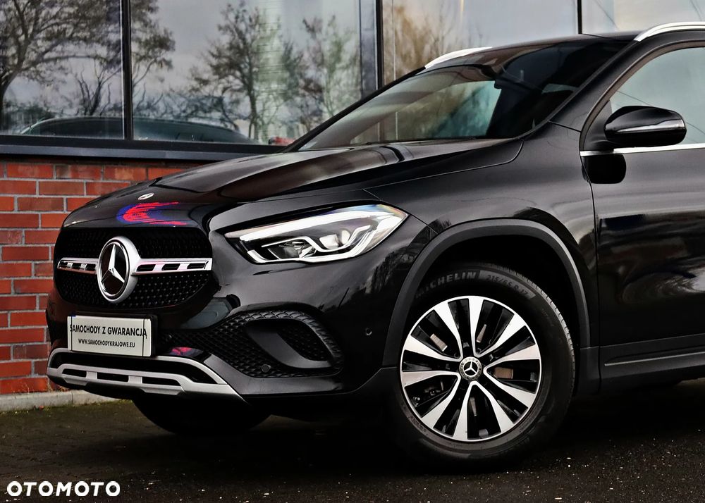 Mercedes-Benz GLA 200 Style - 12