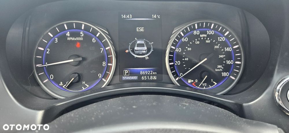 Infiniti Q60 - 15