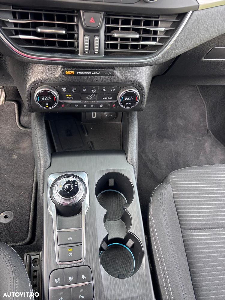 Ford Focus 1.5 EcoBlue Titanium X - 16