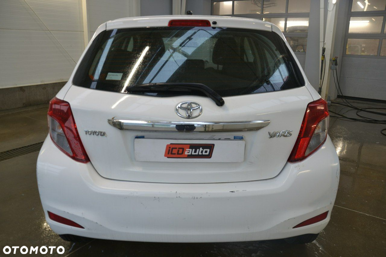 Toyota Yaris - 6