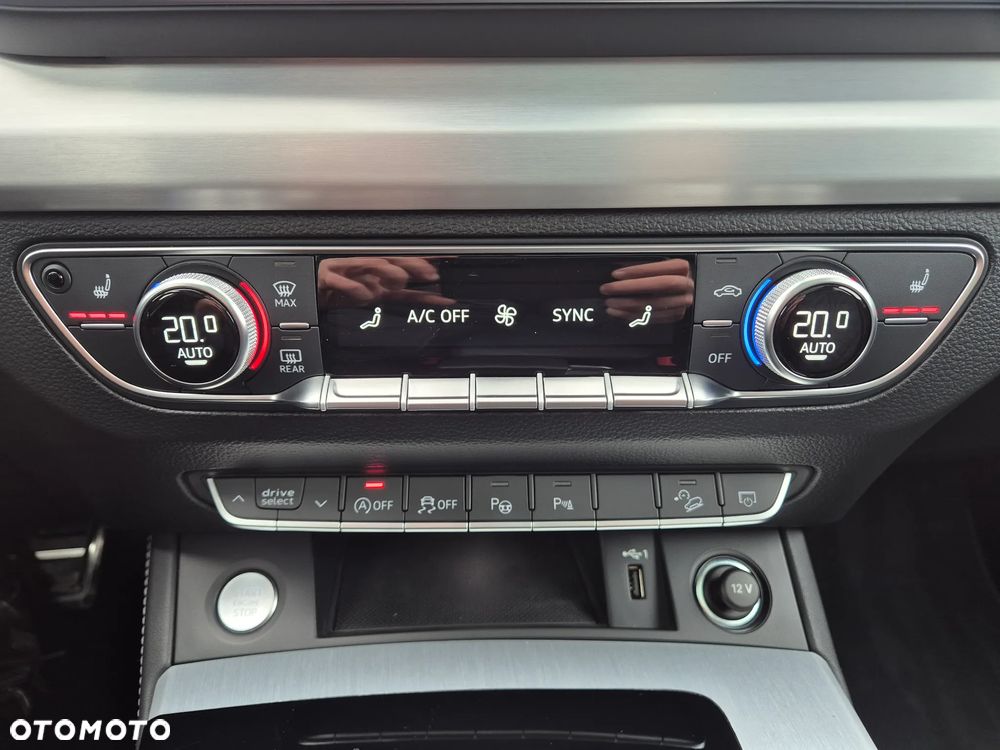 Audi Q5 40 TDI quattro S tronic S line - 33