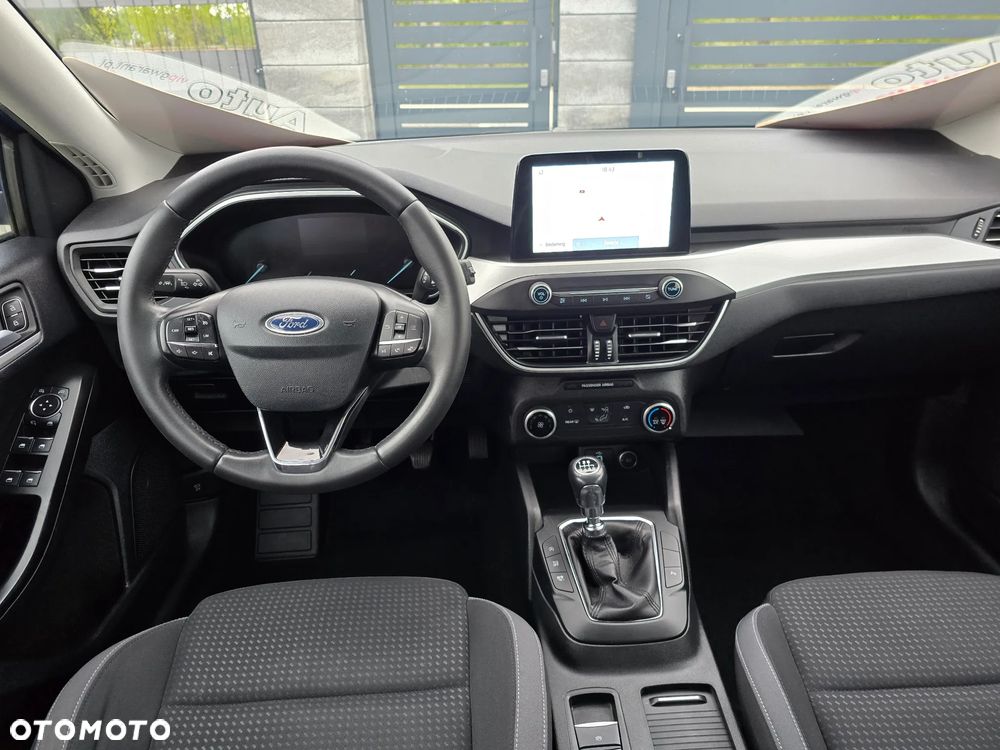 Ford Focus 1.0 EcoBoost STart-Stopp-System TITANIUM - 10