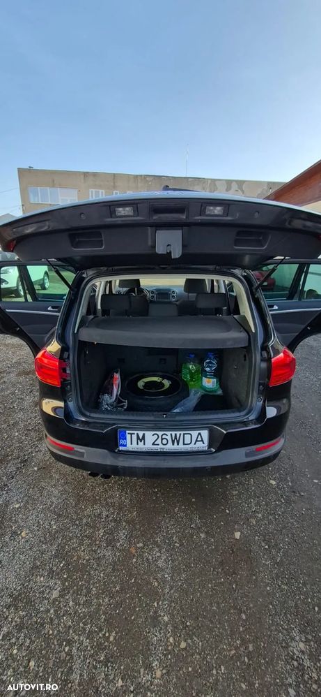 Volkswagen Tiguan - 16