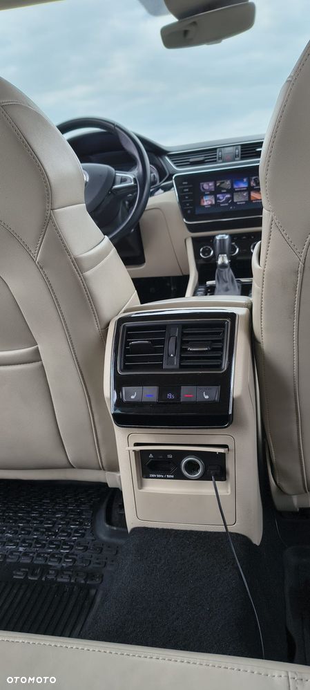 Skoda Superb 2.0 TSI 4x4 L&K DSG - 13