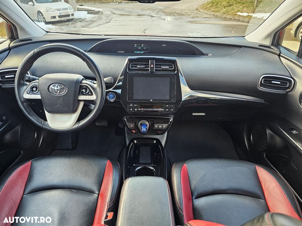 Toyota Prius 1.8 HSD Dynamic - 16