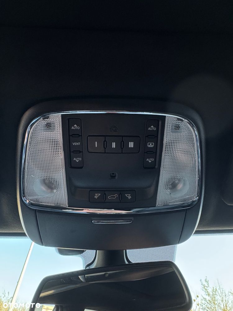 Jeep Grand Cherokee 3.6 V6 Summit - 20