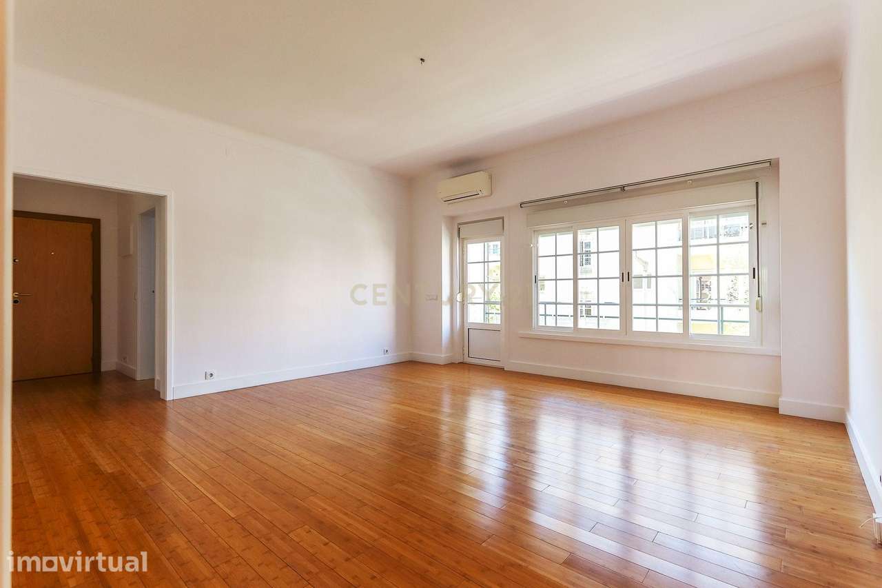 Apartamento T3 para arrendamento com varanda junto à Avenida de Roma | - Grande imagem: 5/32