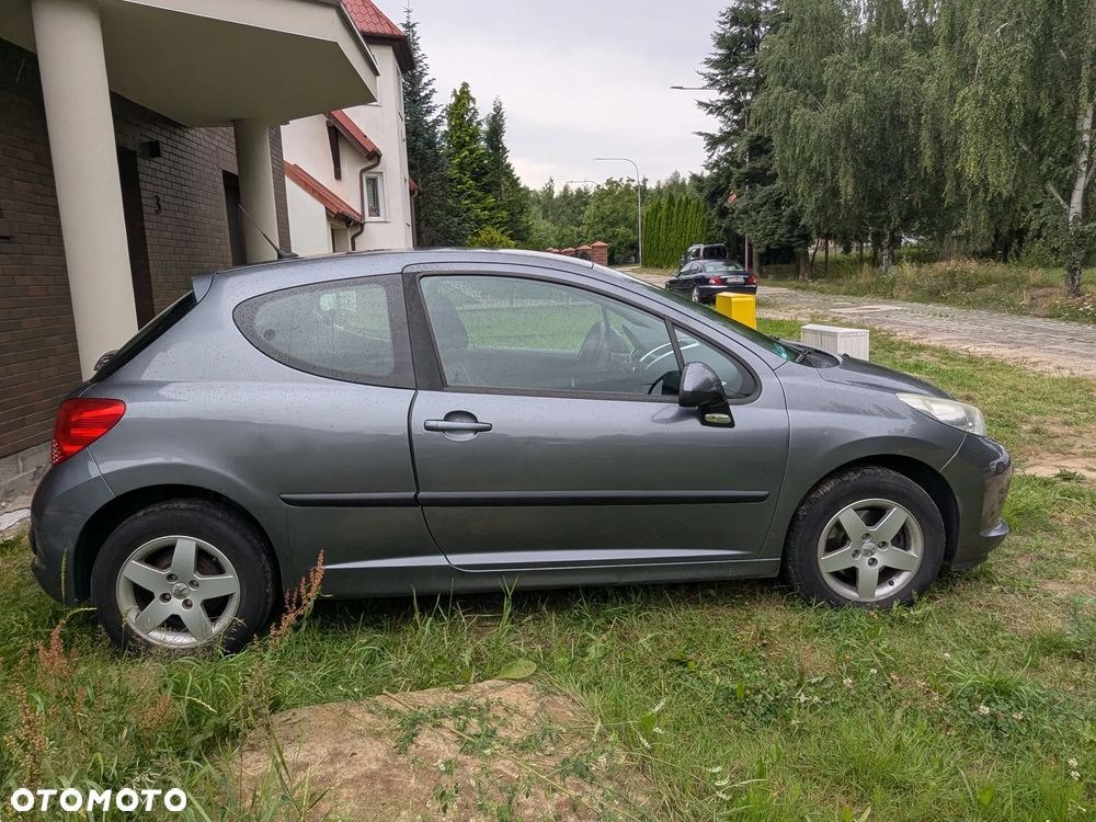 Peugeot 207 1.4 16V Trendy - 7