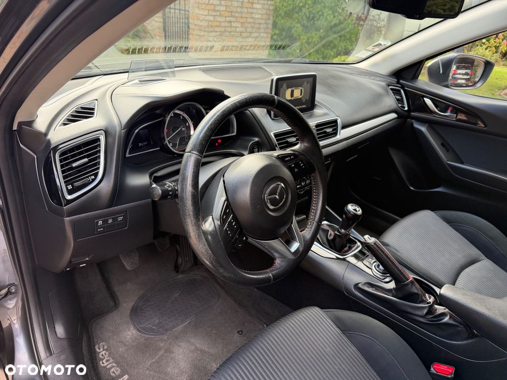 Mazda 3 - 13