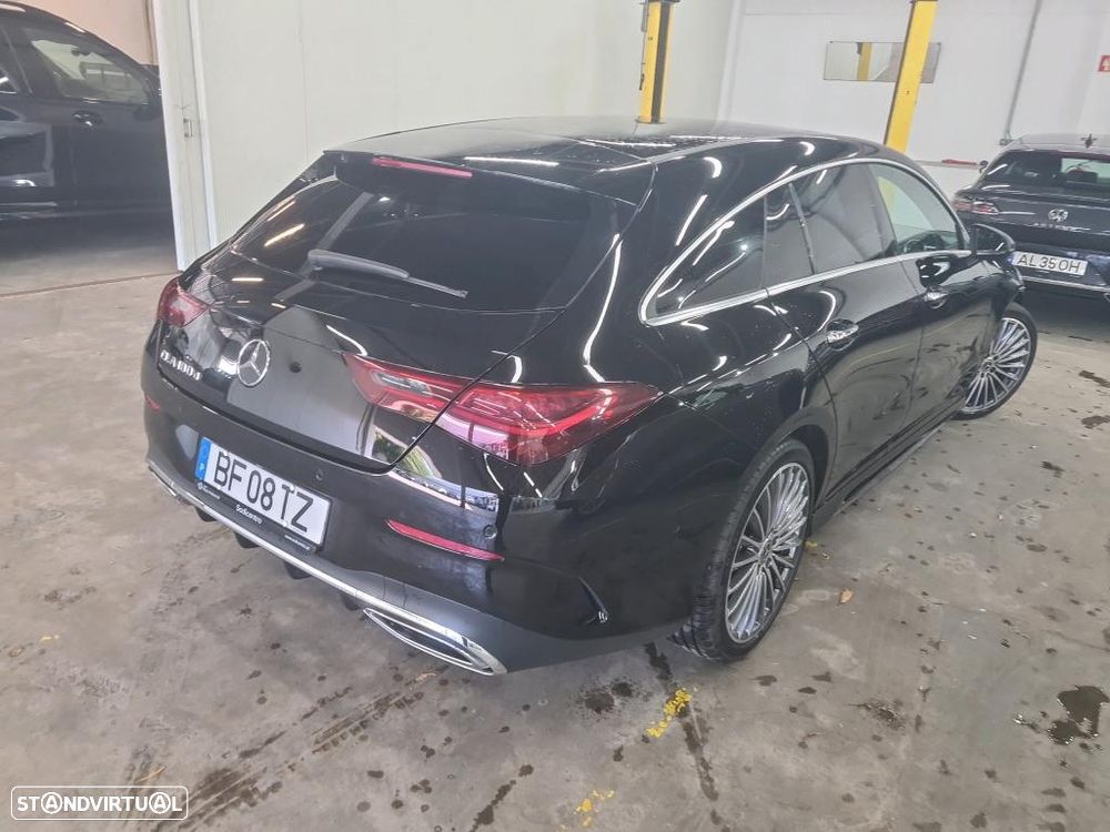 Mercedes-Benz CLA 180 d Shooting Brake AMG Line Aut. - 3