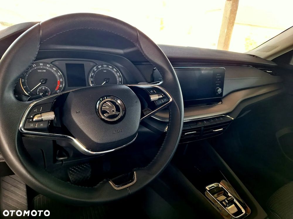 Skoda Octavia 2.0 TDI Ambition DSG - 7