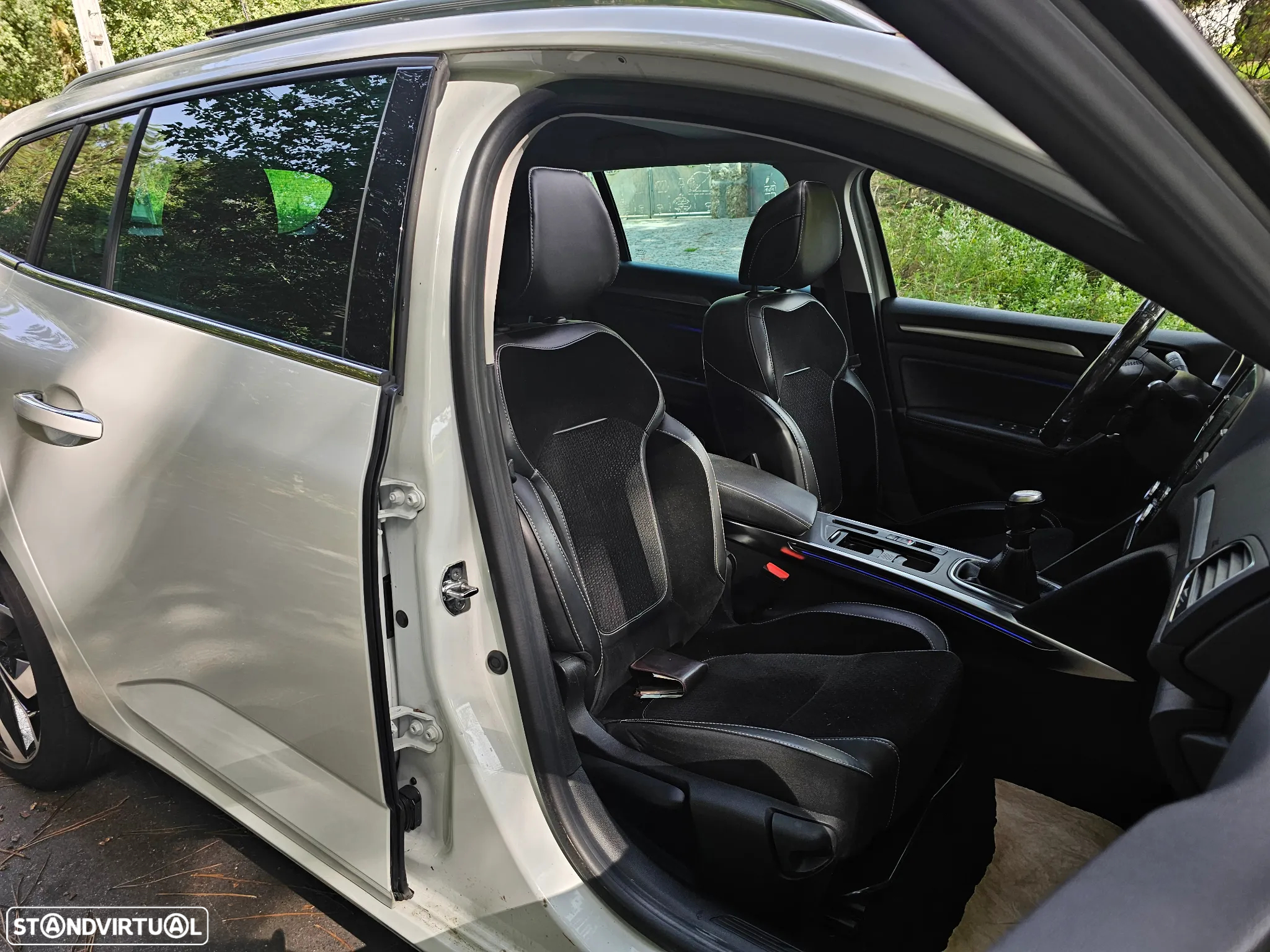 Renault Mégane Sport Tourer 1.6 dCi GT Line J18 - 11