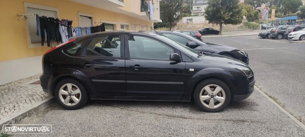 Ford Focus 1.4 16V Trend - 3
