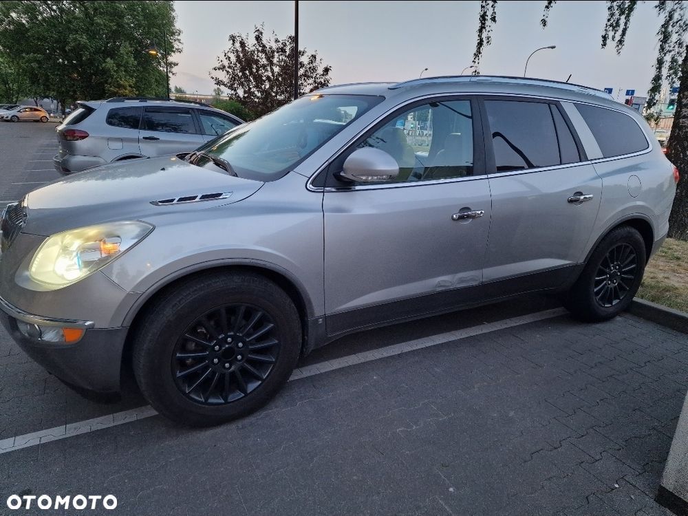 Buick Enclave - 3