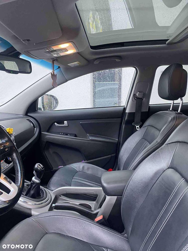 Kia Sportage 2.0 CRDI 2WD Spirit - 6