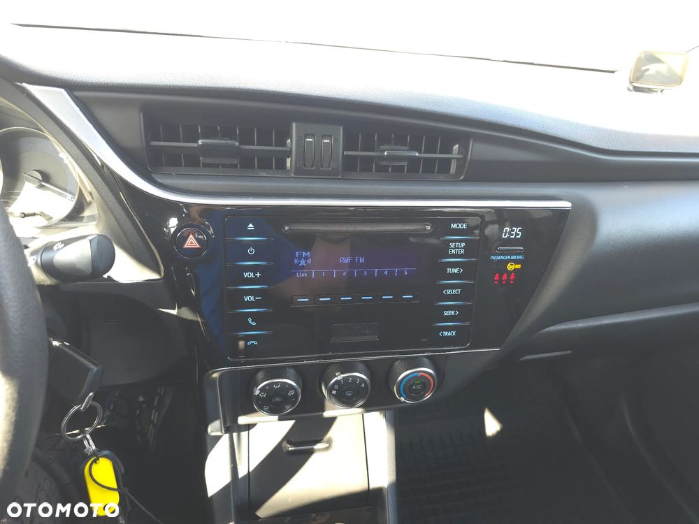 Toyota Corolla 1.6 Active - 23