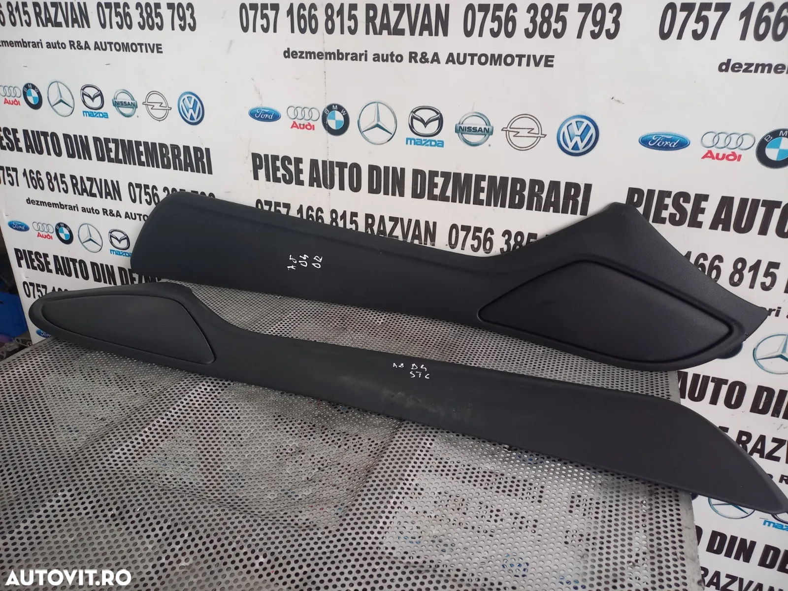 Ornament Lateral Cotiera Consola Centrala Audi A8 4H D4 An 2010-2011-2012-2013-2014-2015-2016-2017 - 4