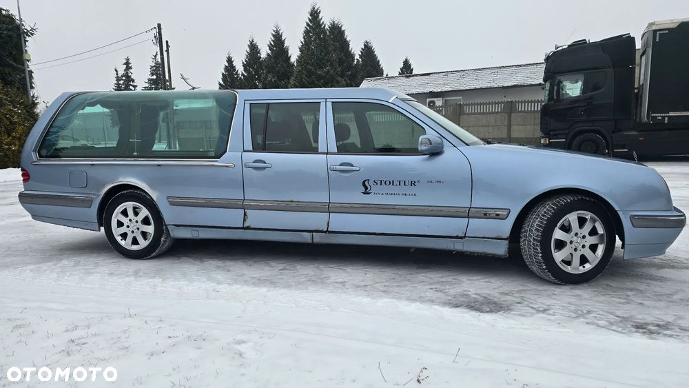 Mercedes-Benz Klasa E - 3