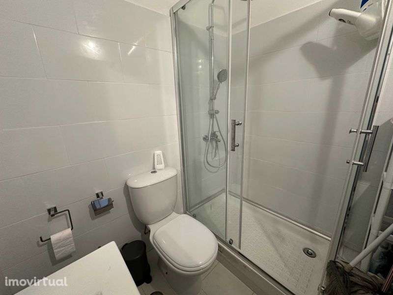 Apartamento T1 mobilado Charneca da Caparica - Grande imagem: 4/10