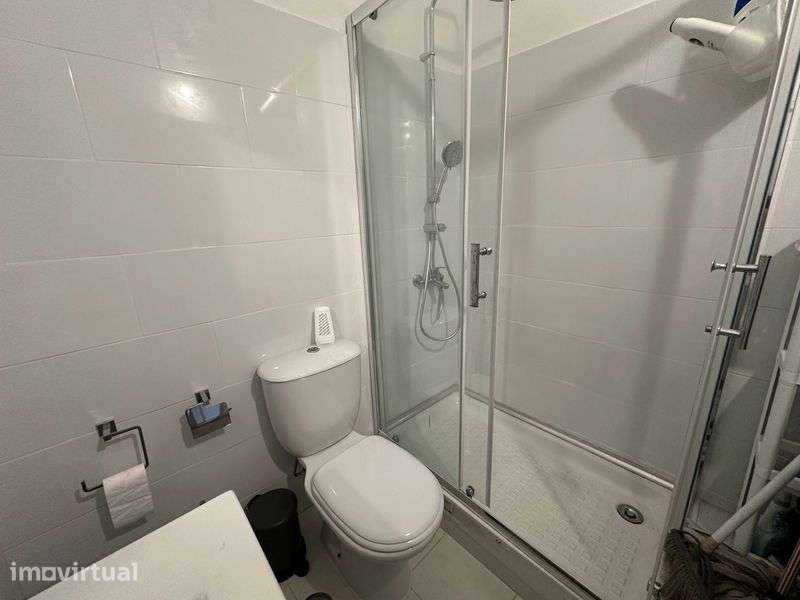 Apartamento T1 mobilado Charneca da Caparica - Grande imagem: 4/10