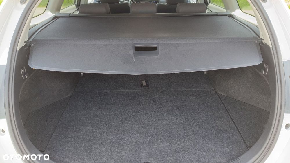Toyota Auris Hybrid 135 Premium - 13