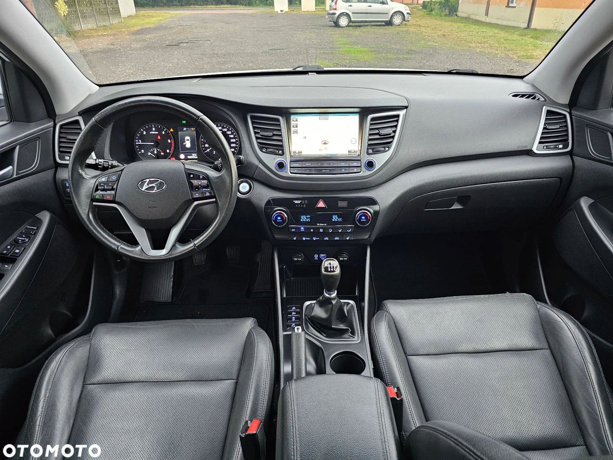 Hyundai Tucson 1.7 CRDI BlueDrive Comfort 2WD - 8