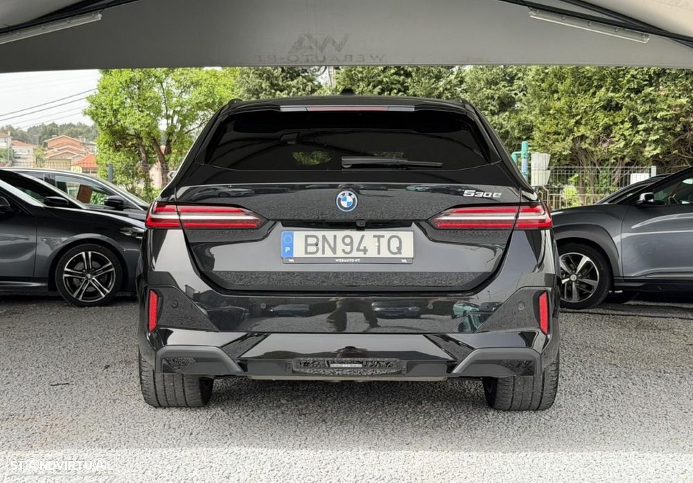 BMW 530 e Pack Desportivo M - 3