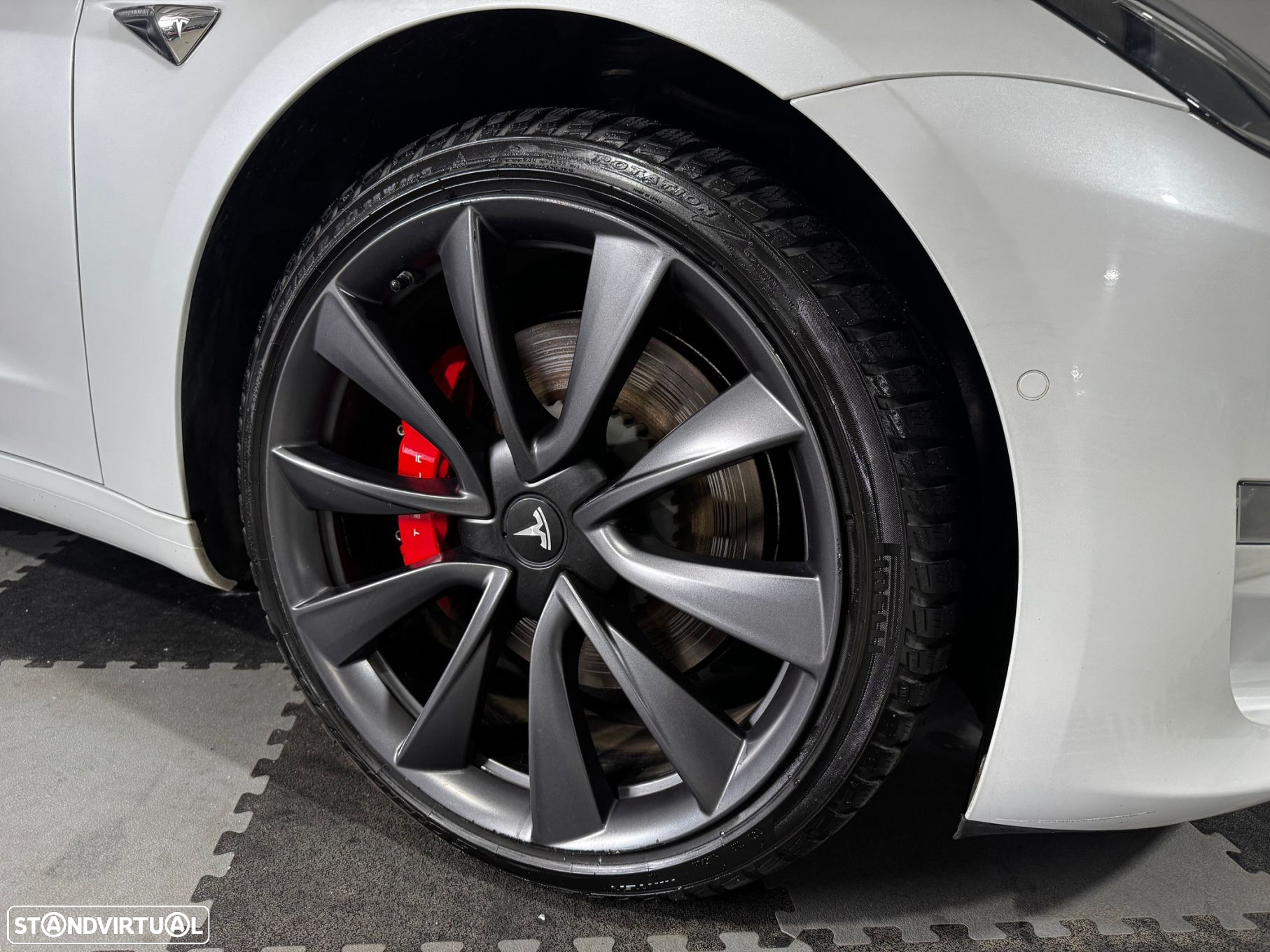 Tesla Model 3 Performance Dual Motor AWD - 11