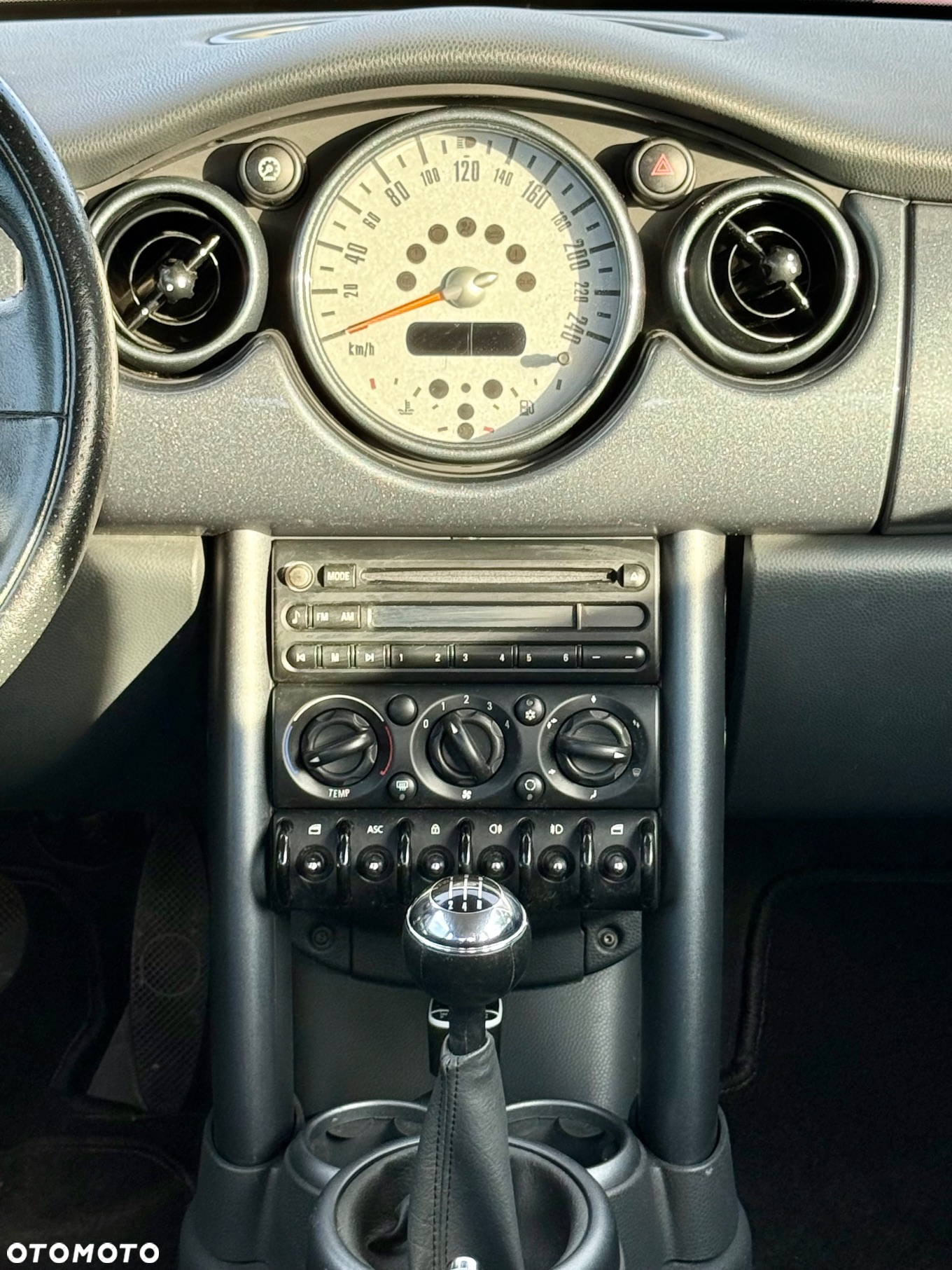 MINI Cooper - 18