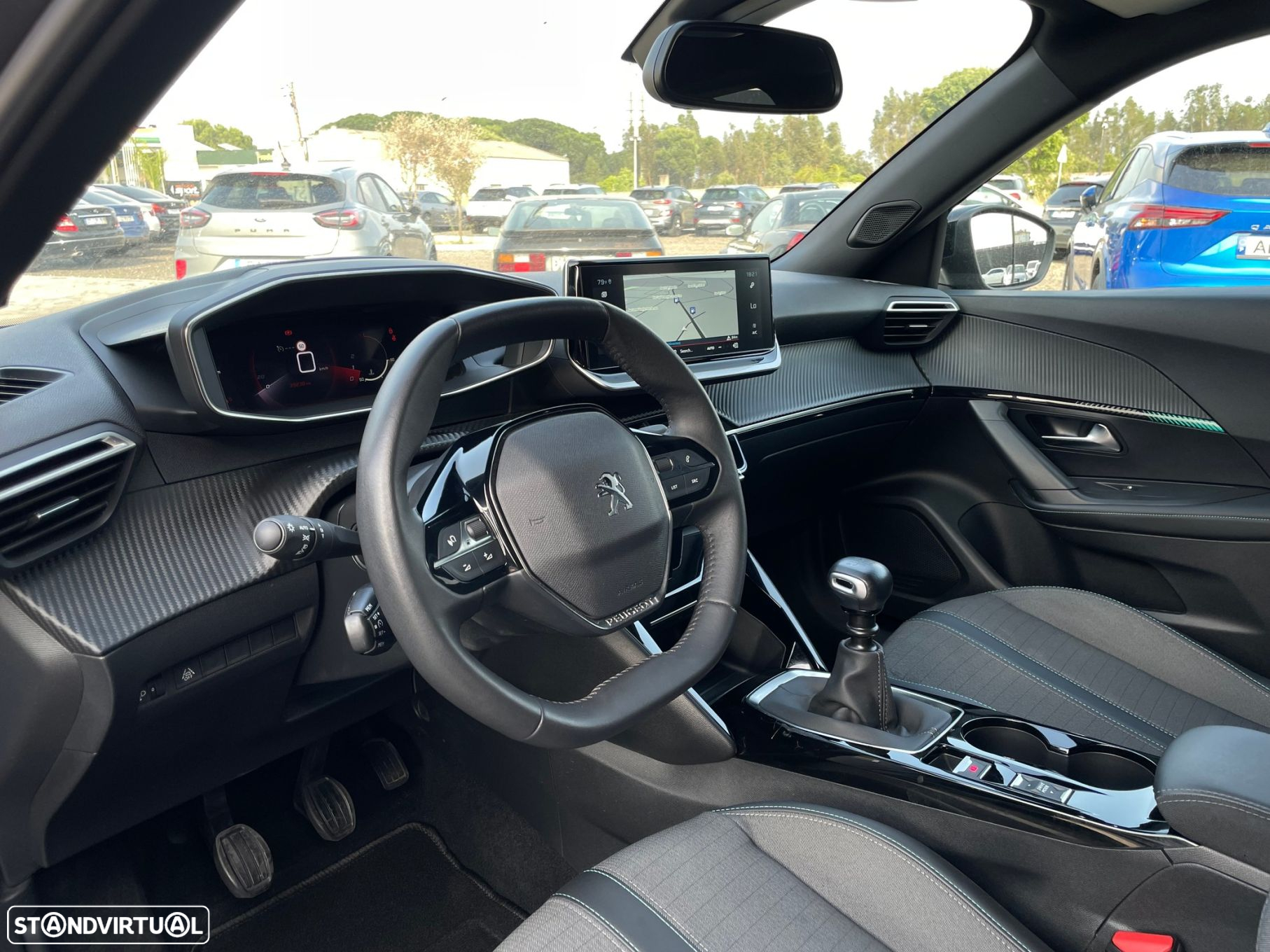 Peugeot 2008 1.2 PureTech Allure Pack - 11