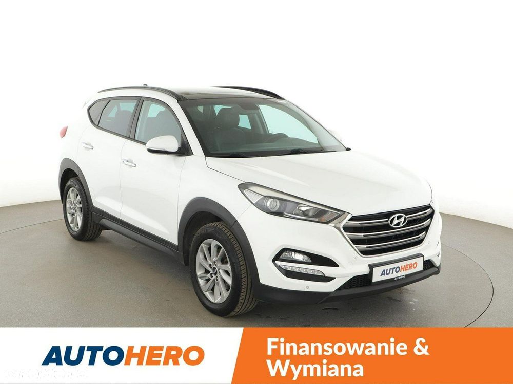 Hyundai Tucson 1.7 CRDI BlueDrive Style 2WD - 11
