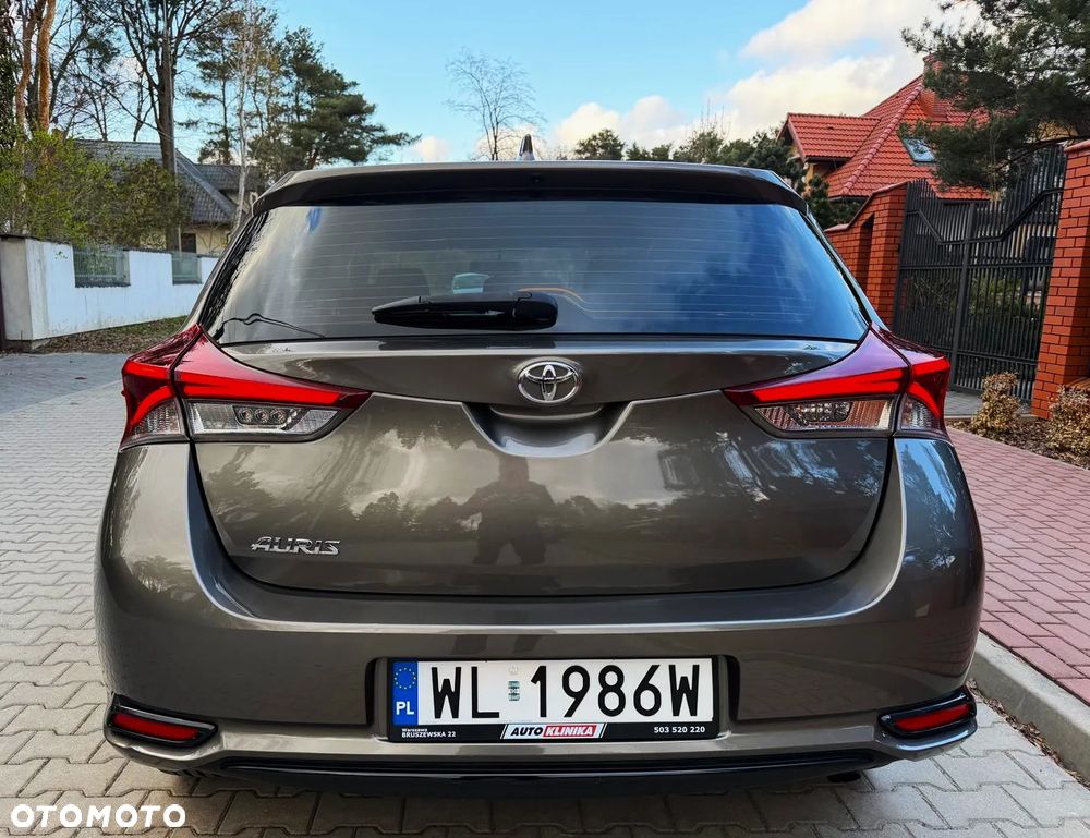 Toyota Auris 1.33 VVT-i Comfort - 10