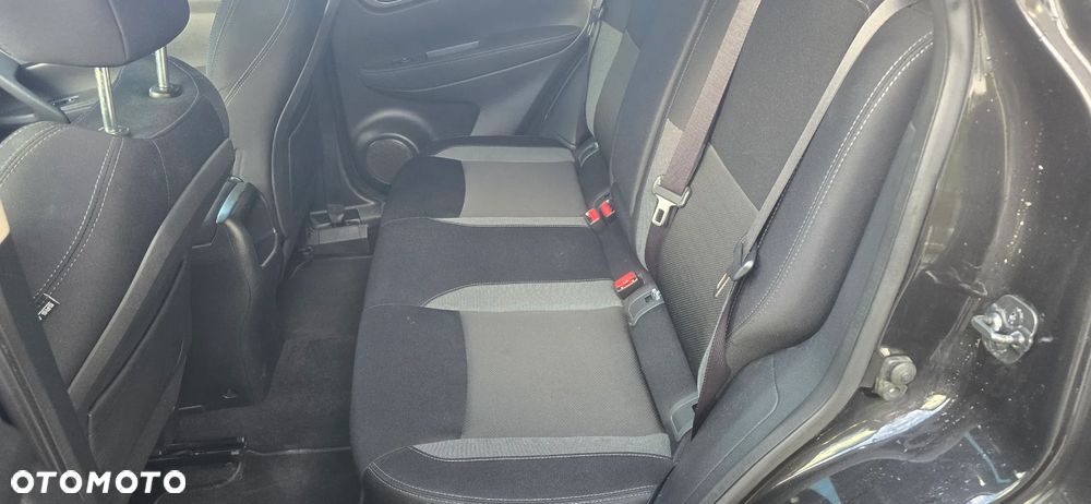 Nissan Qashqai - 10