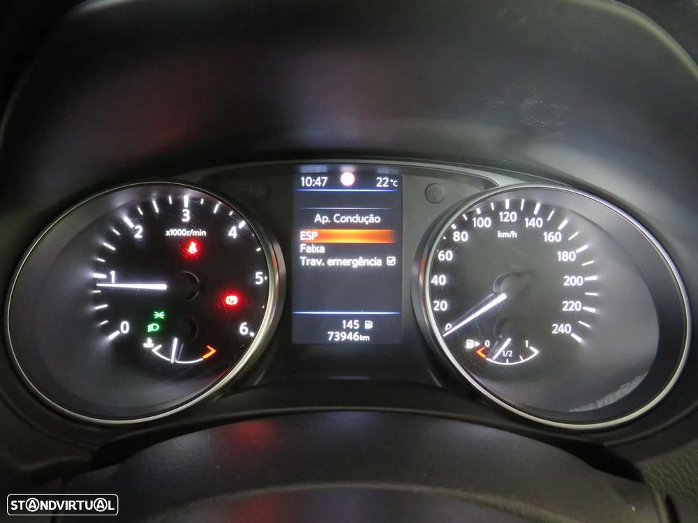 Nissan Qashqai 1.5 dCi N-Connecta J18+Led - 23