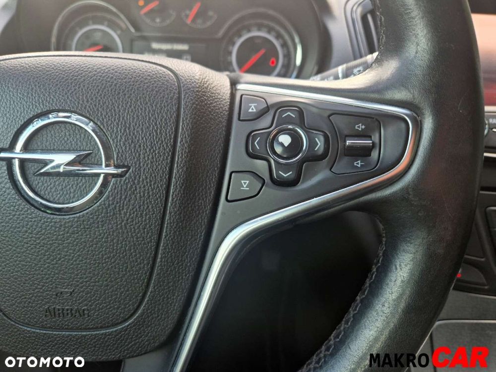 Opel Insignia - 9