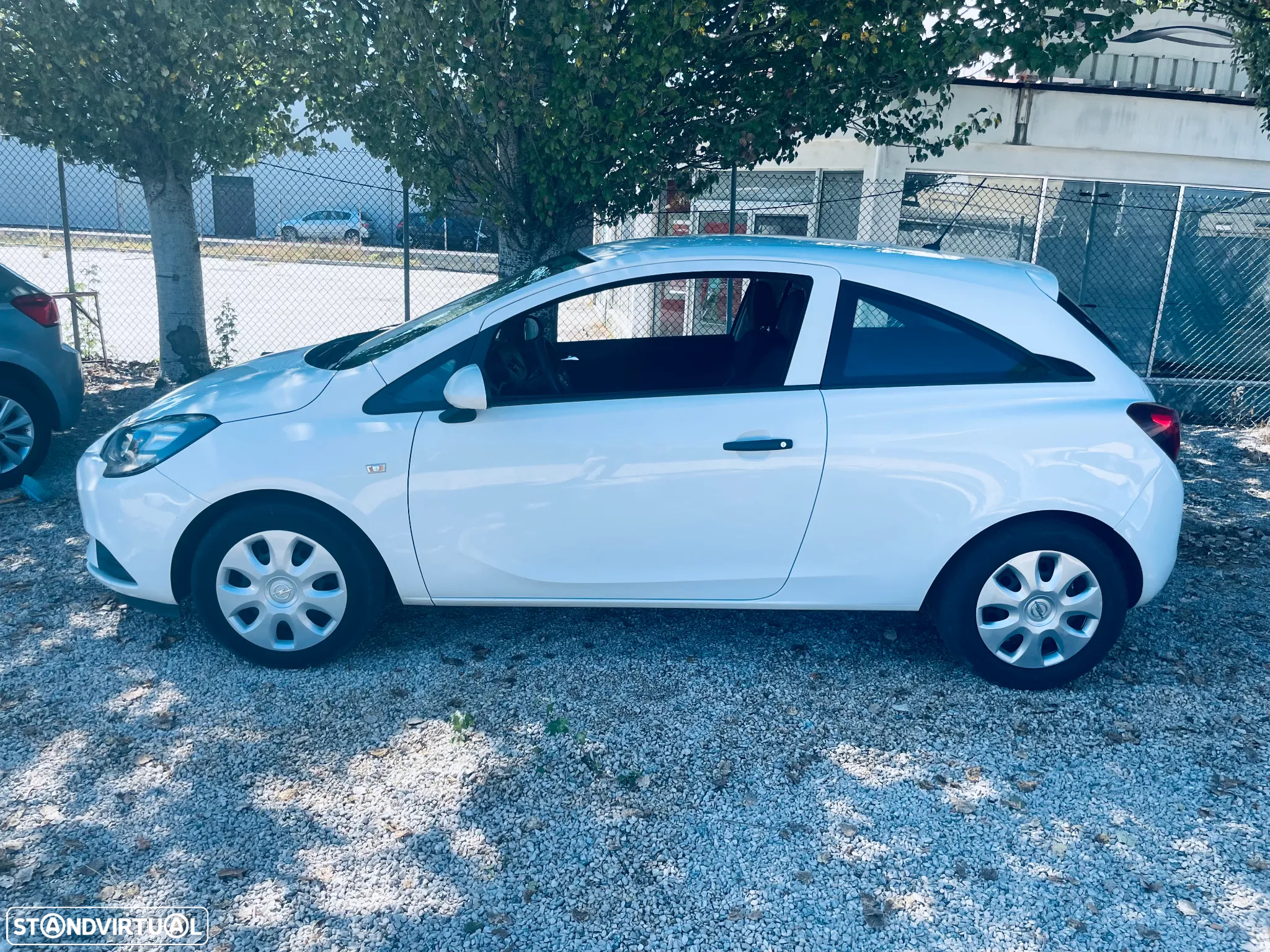 Opel corsa 1.3 cdti van - 9