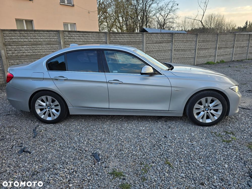 BMW Seria 3 320d - 24