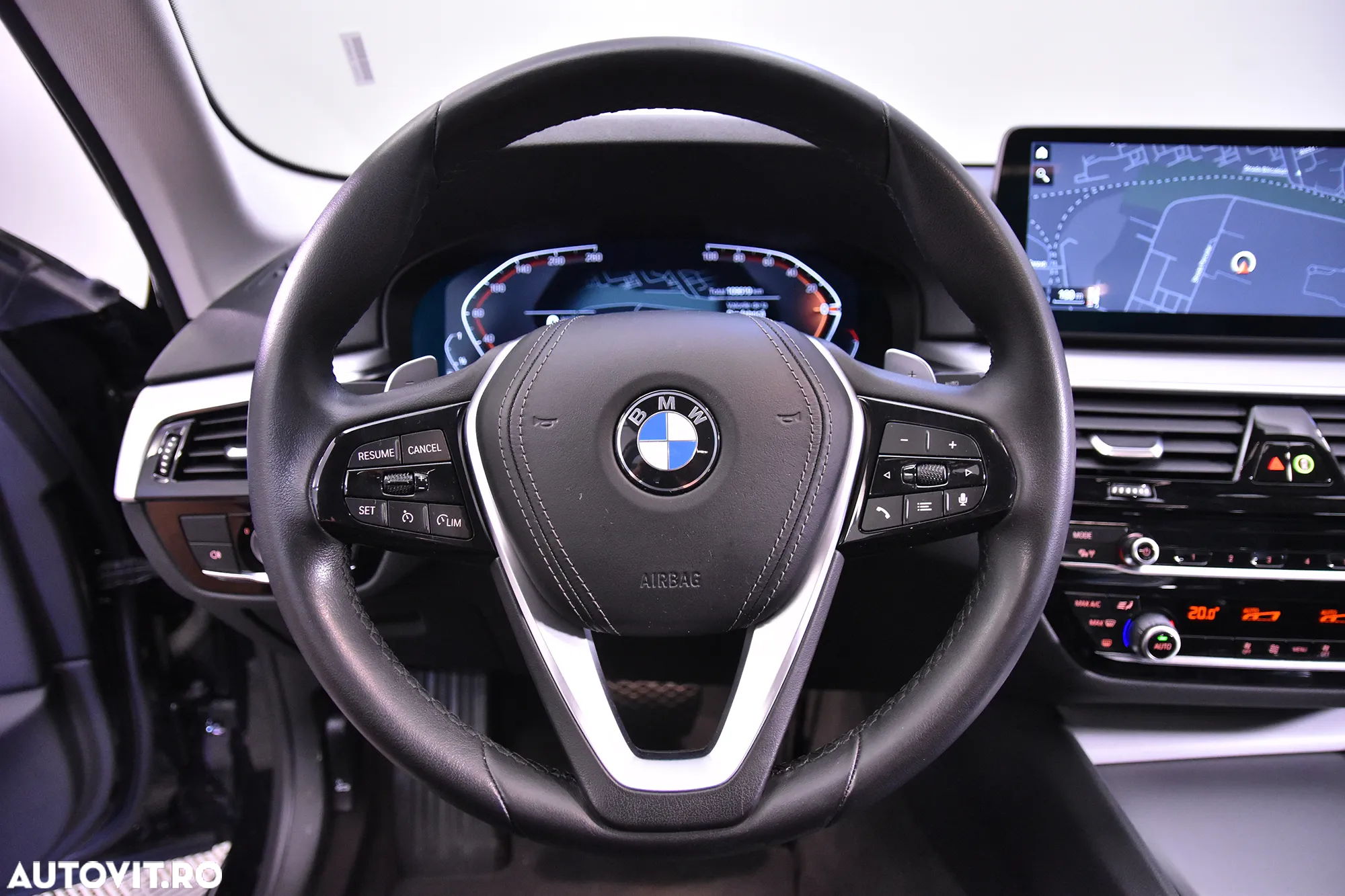BMW Seria 5 518d AT MHEV - 16