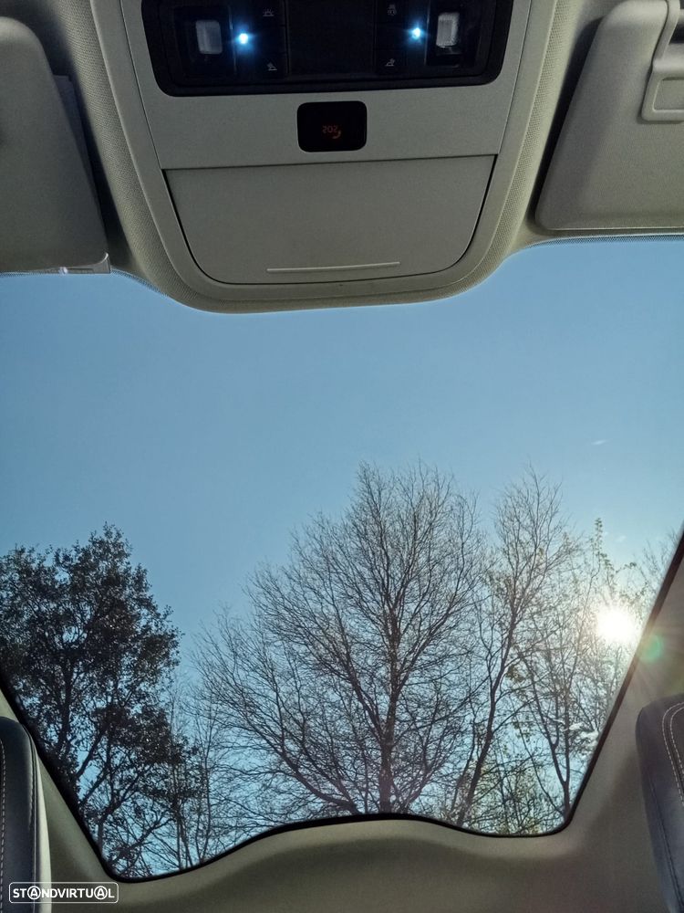 Ford Mustang Mach-E 75.7 kWh Premium AWD - 15