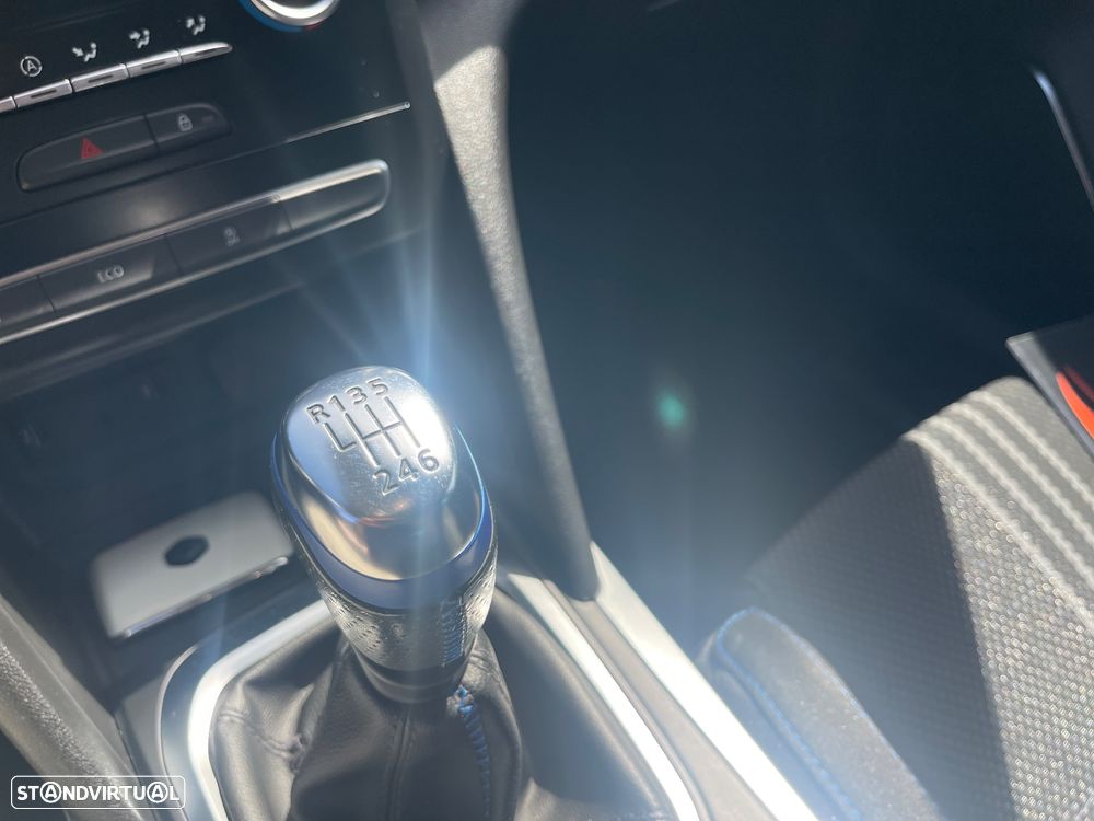 Renault Mégane 1.6 dCi GT Line J18 - 28