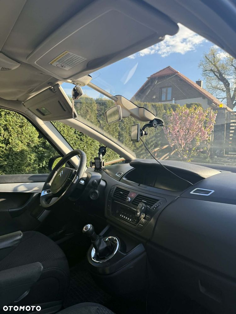 Citroën C4 Picasso ver-1-6-hdi-x - 2