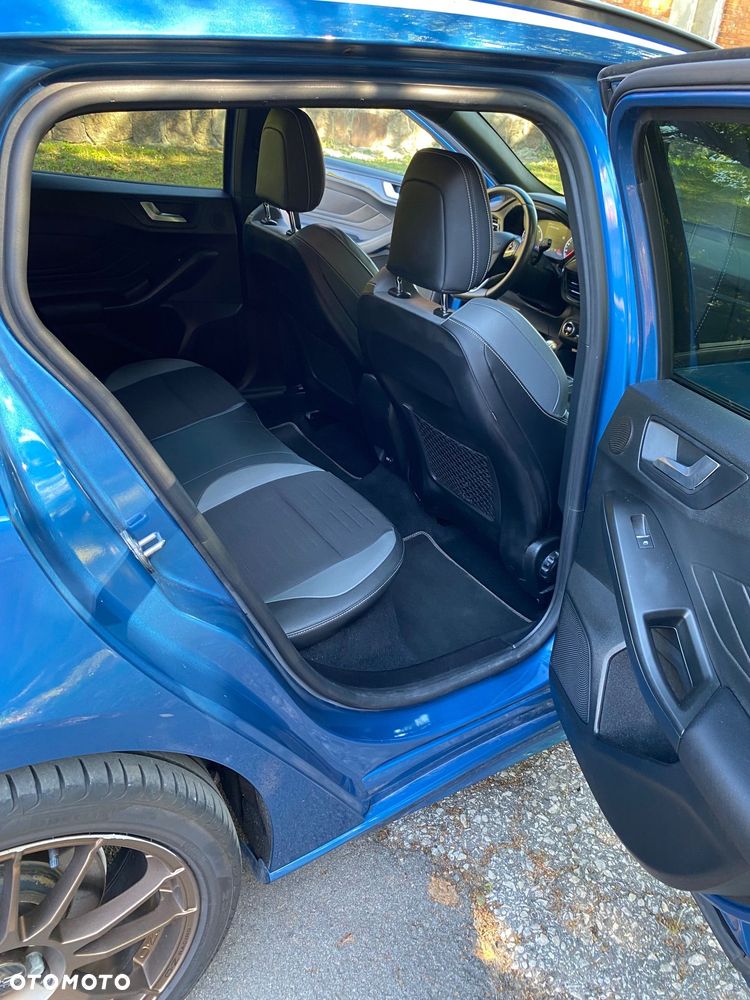 Ford Focus 2.0 EcoBlue ST - 28