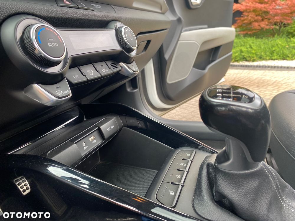 Kia Stonic 1.0 T-GDI XL - 14