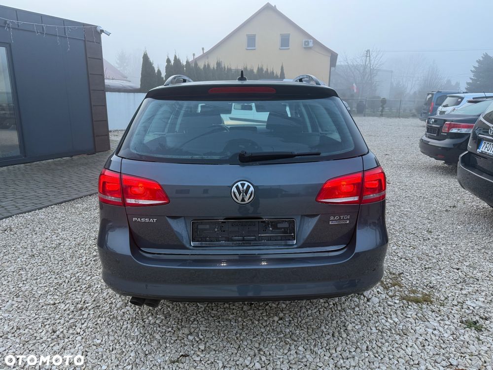Volkswagen Passat - 5