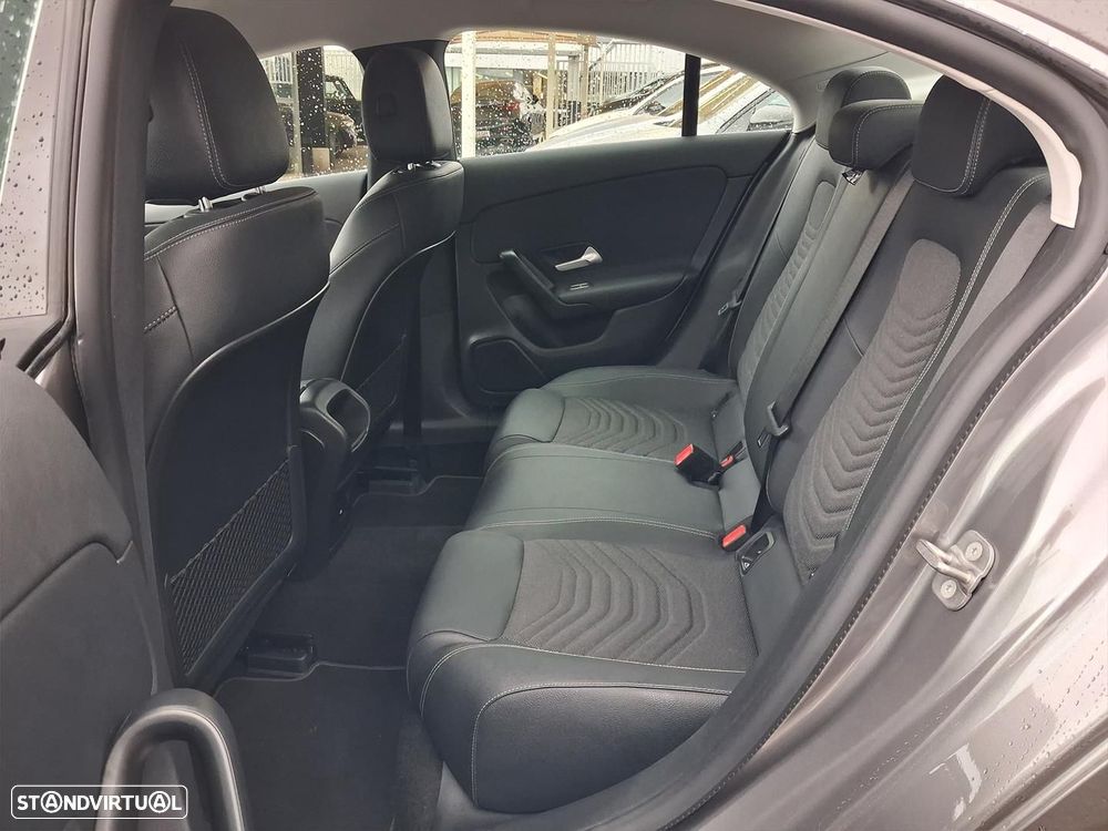 Mercedes-Benz CLA 180 d Style Plus Aut. - 11