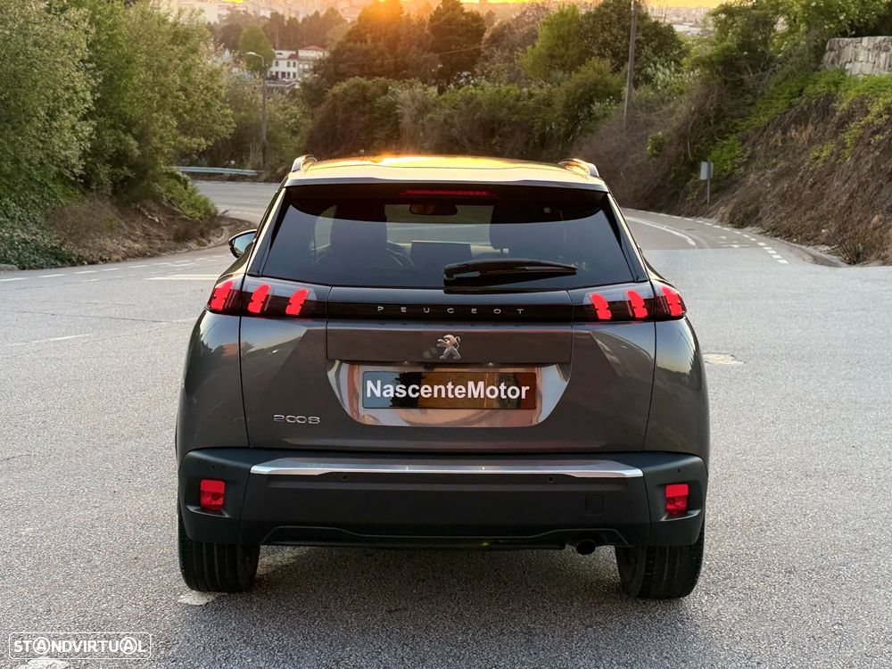 Peugeot 2008 1.2 PureTech Allure EAT8 - 10
